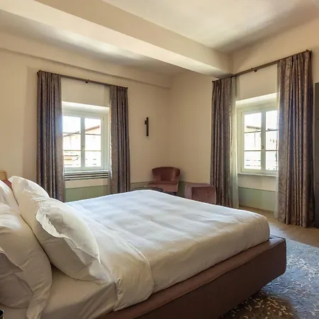 Grand Universe La Residenza Aparthotel *